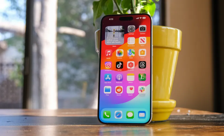 iPhone 16 and 16 Plus might only have 60Hz displays, but that’s good news